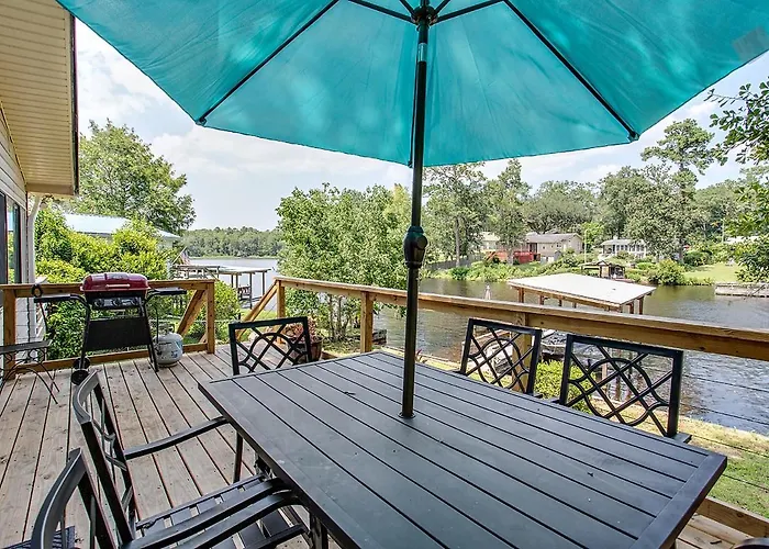 Modern Retreat House @lake Talquin Holiday home