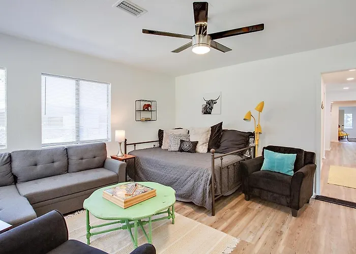 Modern Retreat House @lake Talquin Tallahassee